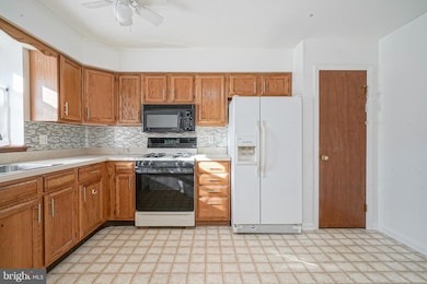 2480 Gerald Ct, Atco, NJ 08004 - photo 5