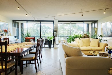 2480 Presidential Way unit 3020, West Palm Beach, FL 33401 - photo 3