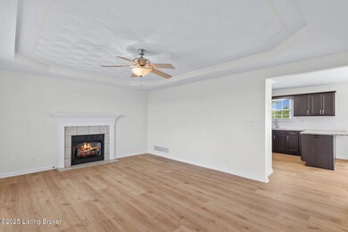 1431 Stringer Ln, Mount Washington, KY 40047 - photo 6