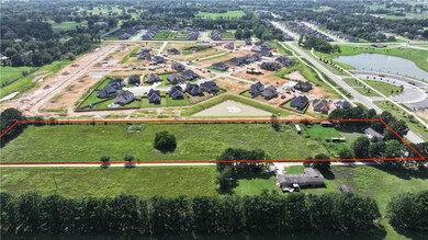 1531 W County Line Rd, Elm Springs, AR 72762 - photo 6