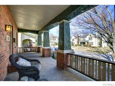 Brick/Slate Arts and Crafts Stlyed Home in Bellevu