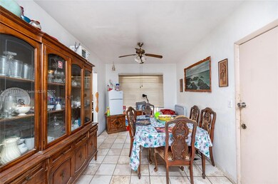 7712 Byron Ave unit 4, Miami Beach, FL 33141 - photo 6