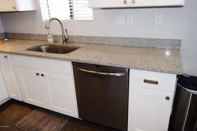003_Kitchen
