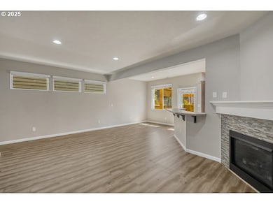Living Room/Dining Room