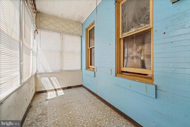 4544 Edgemont St, Philadelphia, PA 19137 - photo 4