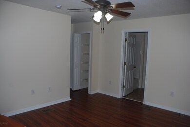 8211 Halls Hammock Ct, Jacksonville, FL 32244 - photo 7