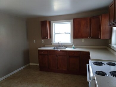 188 Crescent St, Rutland, VT 05701 - photo 3