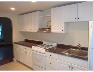 14A Willow Ave unit 2, Salem, MA 01970 - photo 4