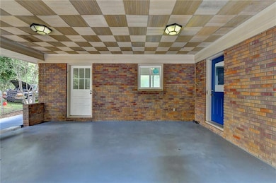 6085 Glenridge Dr NE, Atlanta, GA 30328 - photo 3