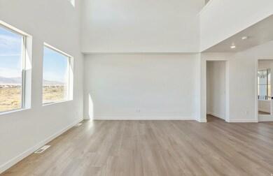 4983 N Topaz Dr unit 301, Eagle Mountain, UT 84005 - photo 4