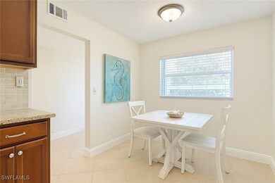 729 Landover Ct unit 102, Naples, FL 34104 - photo 4
