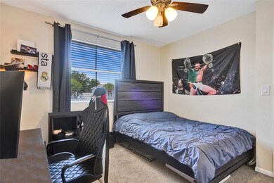 2ND BESROOM