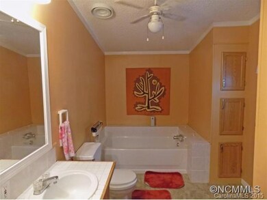 29 Bittersweet Dr, Hendersonville, NC 28792 - photo 7