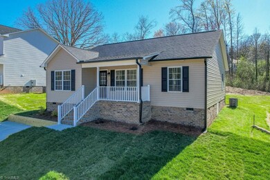 878 Berg St, Asheboro, NC 27203 - photo 2