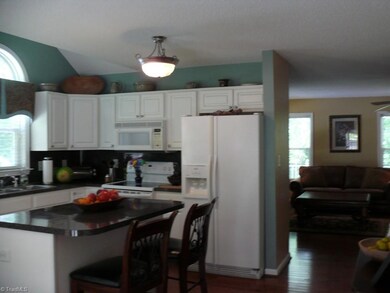 625 Dynasty Dr, Asheboro, NC 27205 - photo 6