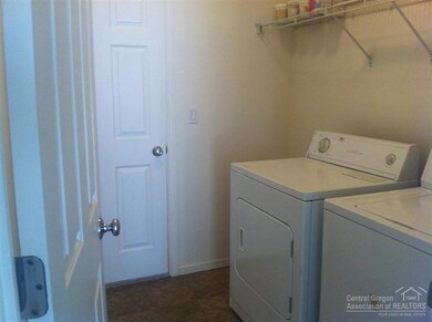 19818 Sprig Ct, Bend, OR 97702 - photo 7