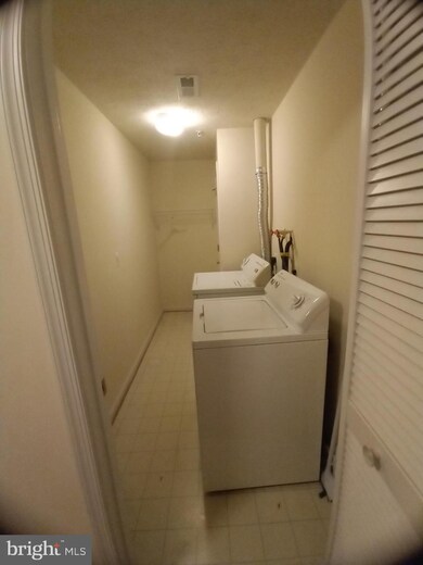 5610 Fishermens Ct, Clinton, MD 20735 - photo 6