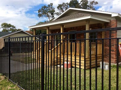 511 Parker Rd, Houston, TX 77076 - photo 5