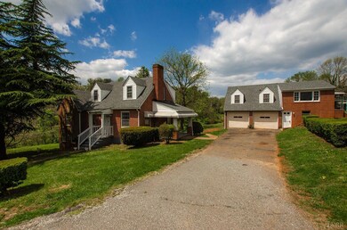 206 Washington St, Amherst, VA 24521 - photo 3