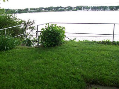 326 Riverside Dr, Tiverton, RI 02878 - photo 5