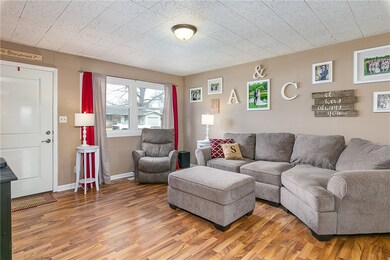 25 Rollin Hills Blvd, Effingham, IL 62401 - photo 4