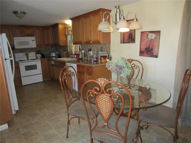 70 Shippee Ave, West Warwick, RI 02893 - photo 5