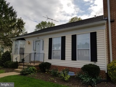 196 Fairfield Dr, Warrenton, VA 20186 - photo 3