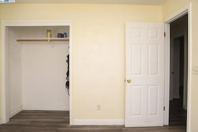 4295 N Archie Ave, Fresno, CA 93726 - photo 6