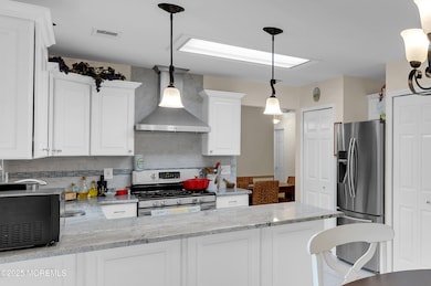 Kitchen 2-2