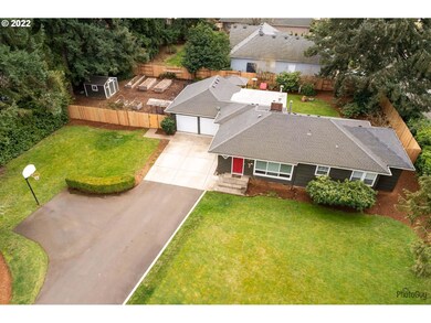 1810 Minda Dr, Eugene, OR 97401 - photo 2