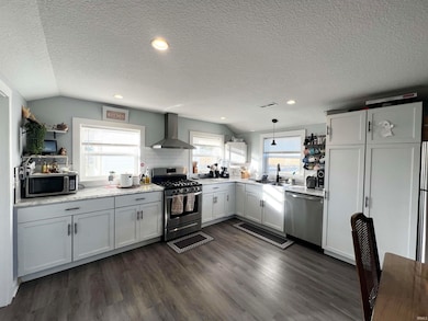 25812 Maumee Center Rd, Woodburn, IN 46797 - photo 4