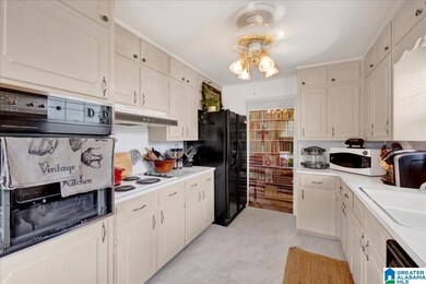 2015 4th St NE, Center Point, AL 35215 - photo 7