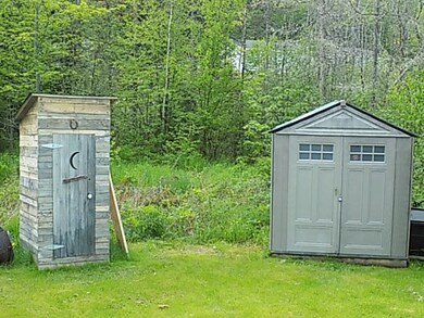 462 Railroad St, Littleton, NH 03561 - photo 4