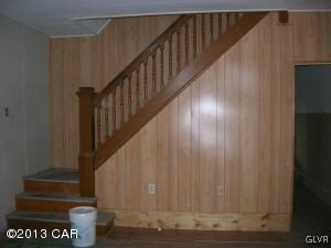 265 E Ridge St, Coaldale, PA 18218 - photo 3