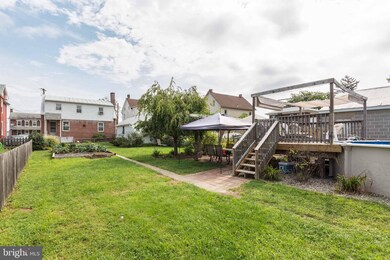 212 N Queen St, Littlestown, PA 17340 - photo 4