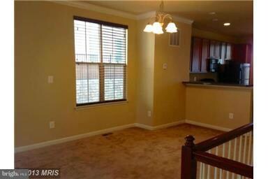 2986 Chinkapin Oak Ln unit 157, Woodbridge, VA 22191 - photo 3