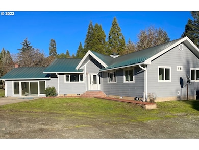 13621 S Myrtle Rd, Myrtle Creek, OR 97457 - photo 3