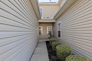 3. Front Walkway to Entry