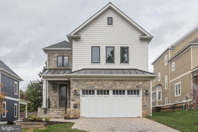 6912 Sycamore St, Falls Church, VA 22046 - photo 4