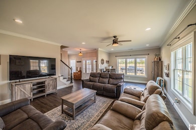 1002 Red Pine Cir, West Paducah, KY 42086 - photo 7