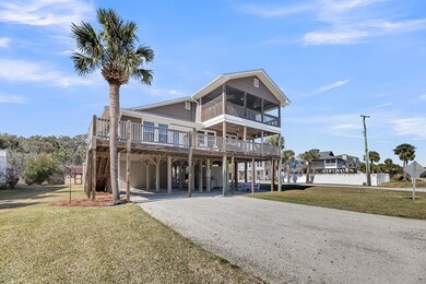 601 Pompano Rd