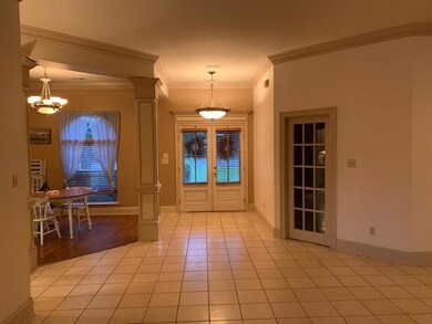FOYER