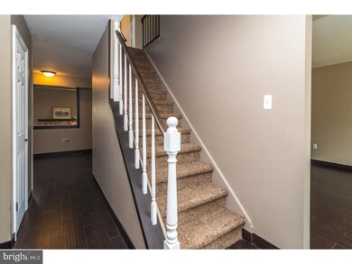 1903 Parkside Ln, Harleysville, PA 19438 - photo 3