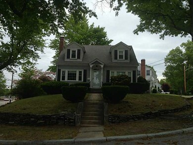 207 Gentian Ave, Providence, RI 02908 - photo 2