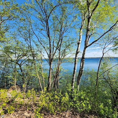 Pelican Lake Views Facing North
