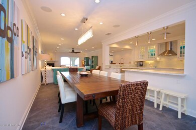 Dining Area (1)