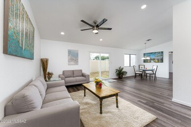 2438 E 19th St, Tucson, AZ 85719 - photo 7