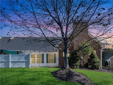 2204 Greystone Dr, Coraopolis, PA 15108 - photo 5