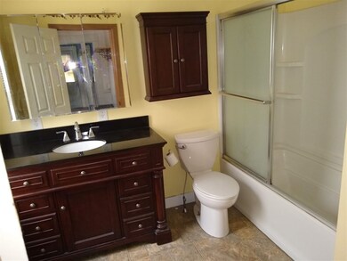 17 Pierce St, Nashua, NH 03060 - photo 4