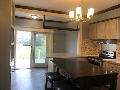 24 Freeborn St, Newport, RI 02840 - photo 4